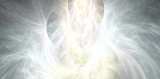 Je Suis le Féminin Sacré : « En Créant vous Amplifiez votre Flamme Divine »