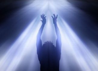 Soyez en elle, mais pas de elle