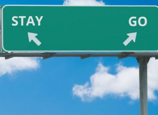 Le Créateur – Rester ou Partir…..