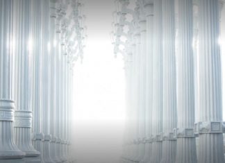 Le Créateur – Juste Devant