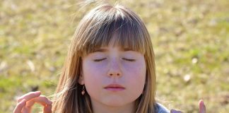 Veilleur Silencieux : La Perfection du Plan de Lumière