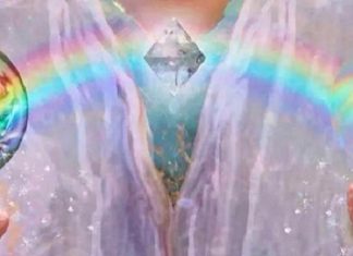 Apportez Mon Amour, Ma Lumière Et Mon Essence À Tous