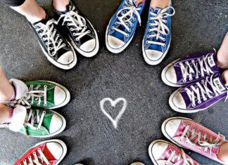 Toujours à la maison