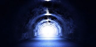 Archange Mi-ka-el : Le vieux monde s’effondre