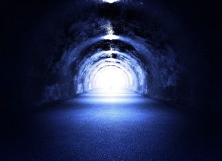 Archange Mi-ka-el : Le vieux monde s’effondre