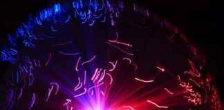 Emmanuelle Pries – Les « bas » de la Lumière photonique