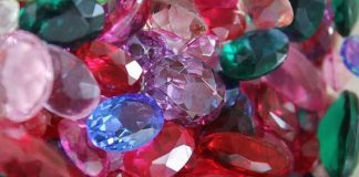 Brisez la gangue épaisse, libérez votre puissance créatrice, joyau de votre cœur