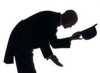 Le Créateur – Inclinez-vous…