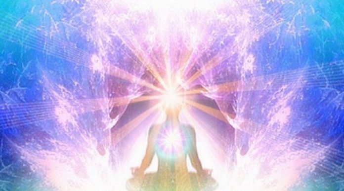 Source-Personnel-de-Lumière-Créateur