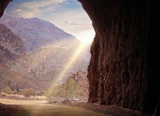 Rien est Gravé dans la Pierre