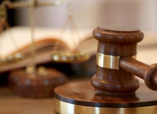 Bien ou Mal, qui décide ? – Lady Portia, déesse de la justice & Pallas Athena, déesse de la vérité