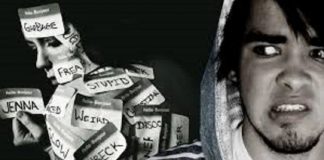 Le Créateur – Étiquettes