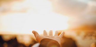 Commencez par la Lumière