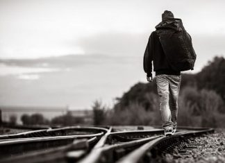 Le Créateur – Bénissez leur voyage