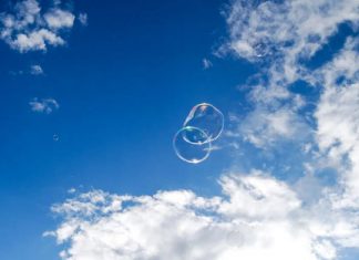 Tendre la main, signifie tendre la main