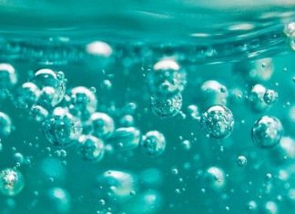 Le Créateur – Juste Sous la Surface