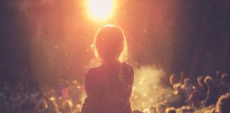 Voici comment vous vous aidez les uns les autres