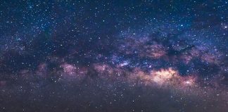 L’humanité se rassemble enfin de façon nouvelle et continuera à le faire