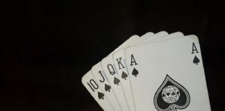 Une dernière partie de Poker est engagée !