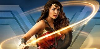Superman ou Wonder Woman sans déguisements