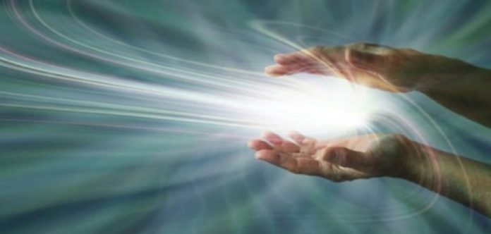 main énergie lumiere Résonance