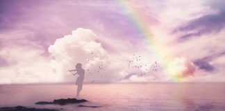 Mère Divine : La Chute de la Confiance