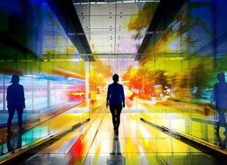 Le Créateur – Marche en avant