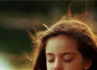 Le Créateur – Embrassez l’humain