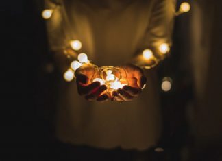 Le Collectif : Des Énergies Puissantes Affluent Vers La Terre