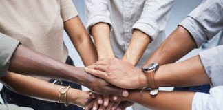 Vous seuls, transformerez ce monde par votre volonté et vos actions d’Amour